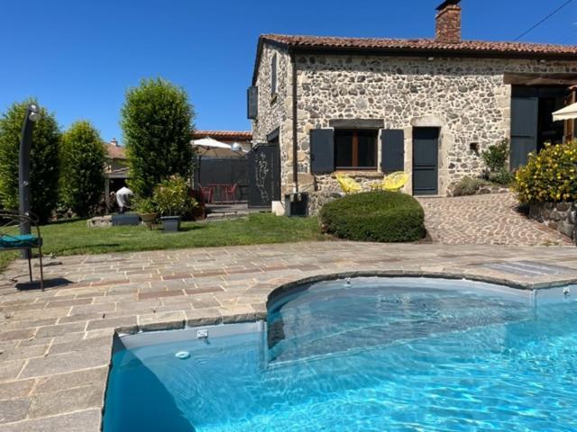 Domaine Des Pierres D Auvergne Flat Exteriér fotografie