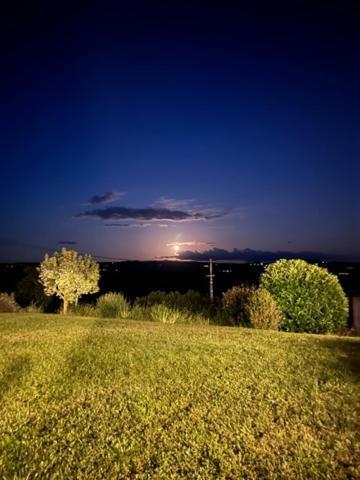 Domaine Des Pierres D Auvergne Flat Exteriér fotografie